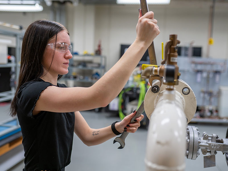 Bismarck State College Power Generation Technology program