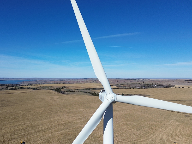 2023-Chamberlain-Wind-Tower-Decommissioning-800x600.jpg